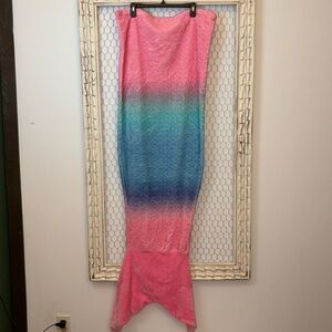 Mermaid Tail Blanket 🧜‍♀️